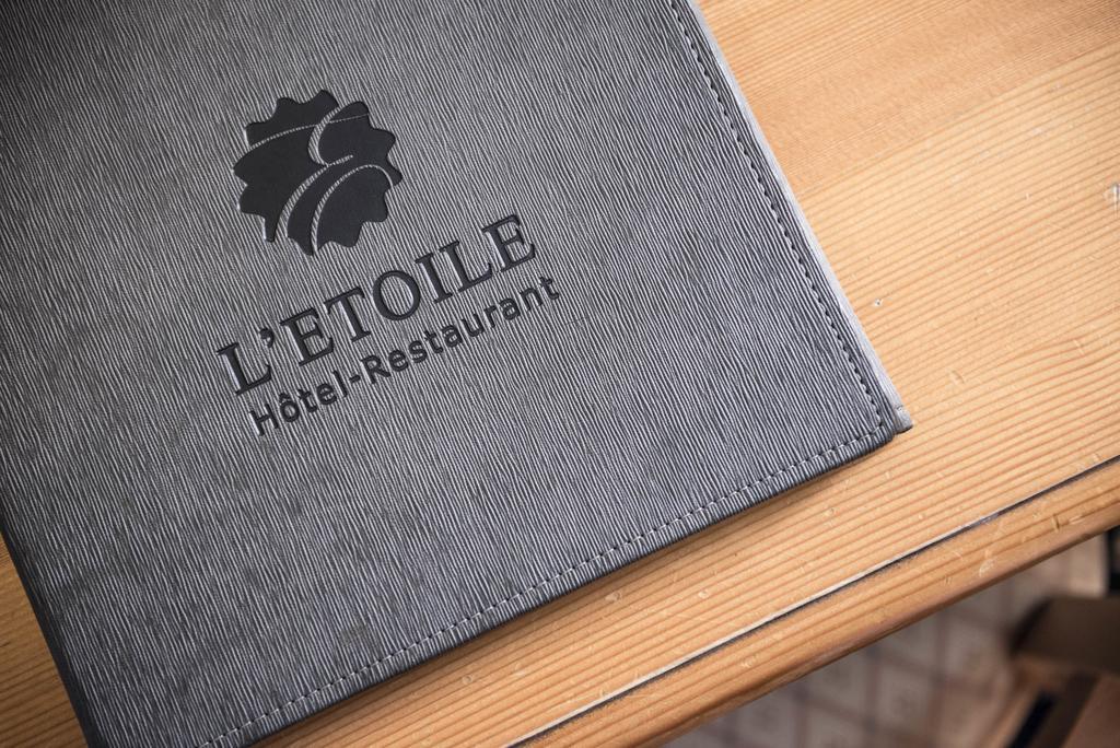 Romantik Hotel L'Etoile Шарме Экстерьер фото